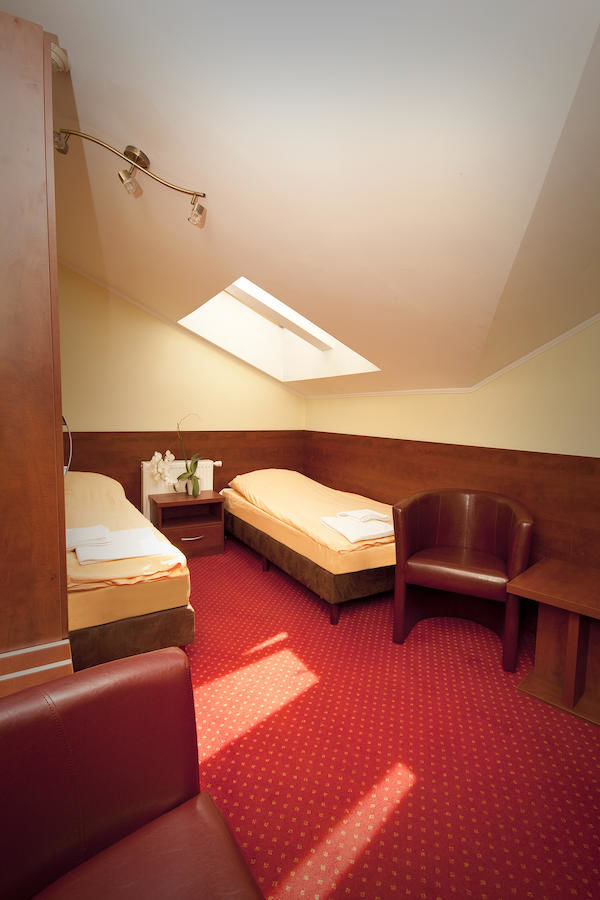Отели типа «постель и завтрак» Hotelik Amber Рашин-47