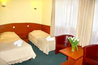 Отели типа «постель и завтрак» Hotelik Amber Рашин Двухместный номер с 1 кроватью или 2 отдельными кроватями-2